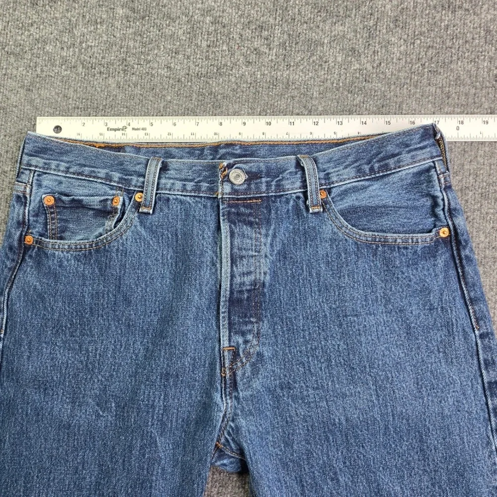 Levi's 501 Original Fit Jeans Mens W34 L32 Blue Denim Button Fly Straight Leg